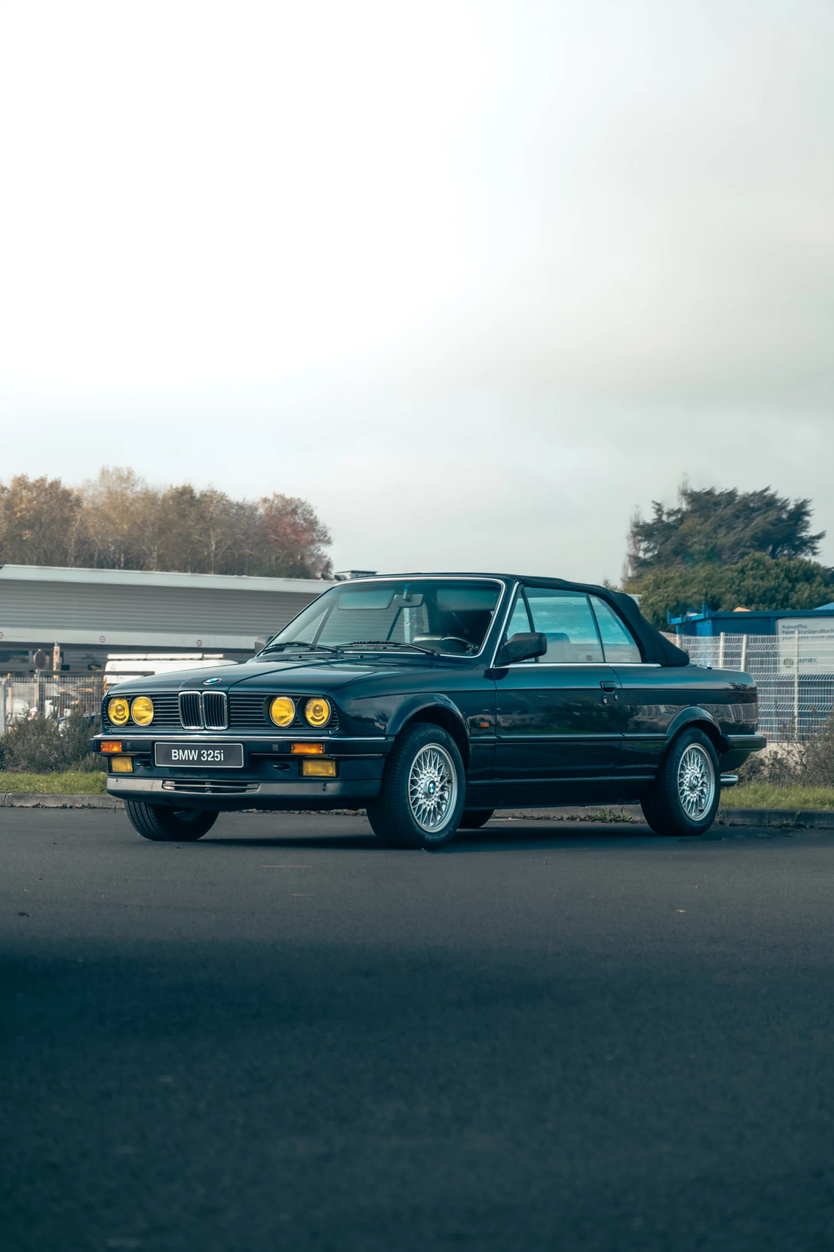 BMW-325i-e30